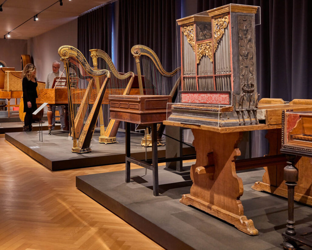 La plus grande collection d'instruments de musique de Suisse